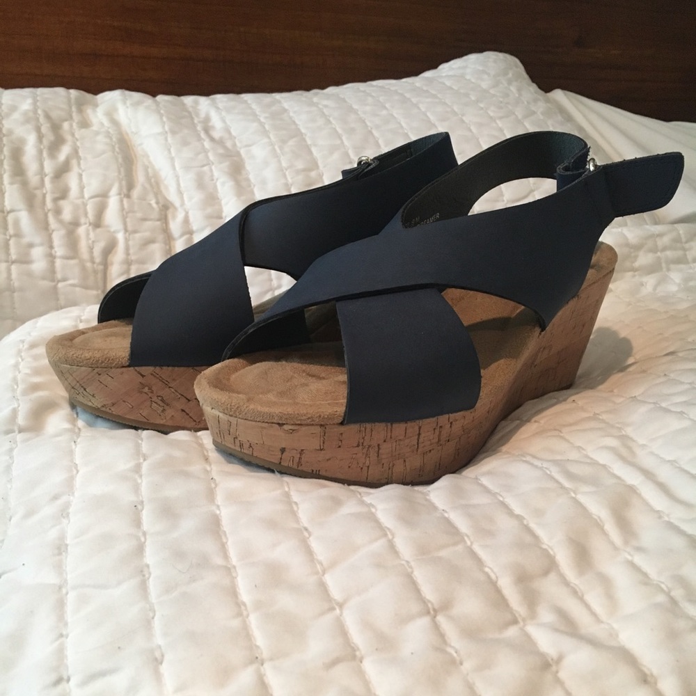 ☀️SALE! Chunky Peep Toe Wedges